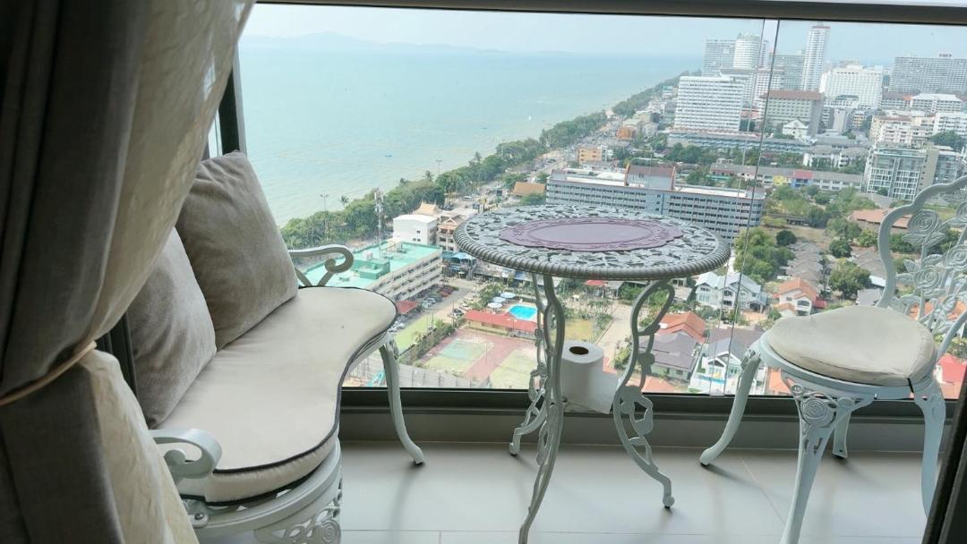Copacabana Beach Jomtien 科帕卡巴纳海乔木提安海滩毗邻乔木提安夜市 Dış mekan fotoğraf